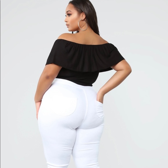 Happy Hour Bodysuit
Black
Size: XL - Picture 4 of 7